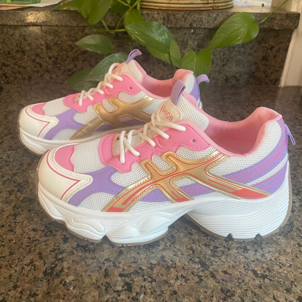 Women’s 39/8.5 Pink and White Harper Platform Sneakers by Fashion Nova